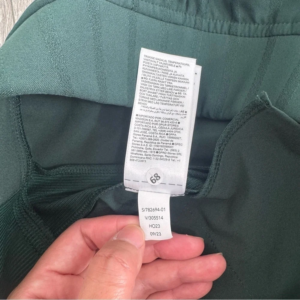 Athleta Brooklyn Ankle Pant Emerald Green Stripe Size 2 Petite Travel Work - Picture 12 of 16